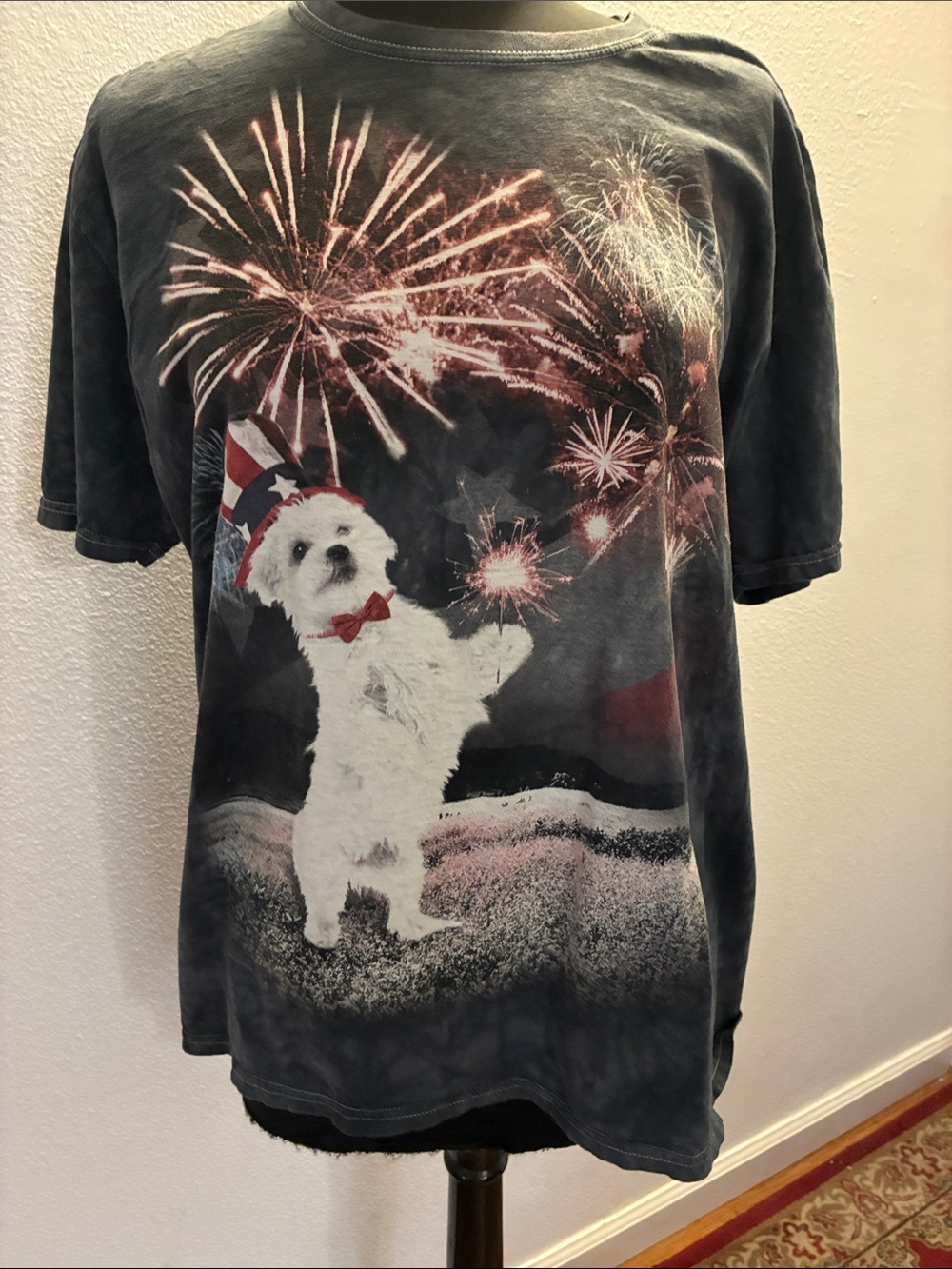 Fourth of July dog fireworks Gildan  Black Tee hundred percent cotton XL